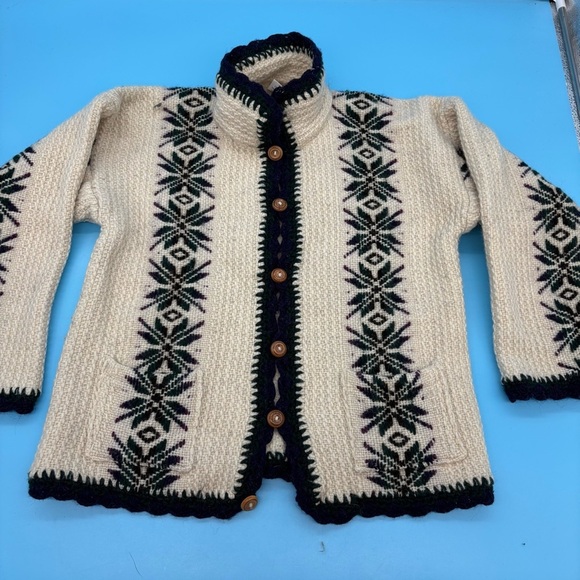 Cozy Cream and Black Patterned Cardigan - Picture 1 of 7